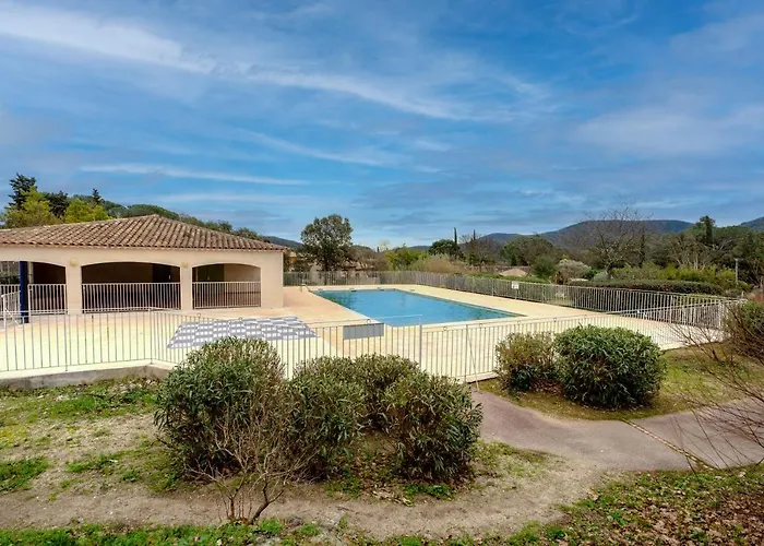 Superbe Appartement Avec Piscine