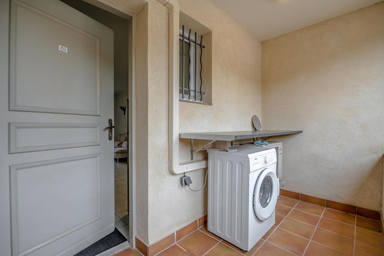 Superbe Avec Piscine Appartement *